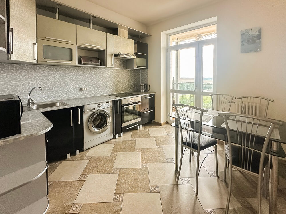 Неманская 6