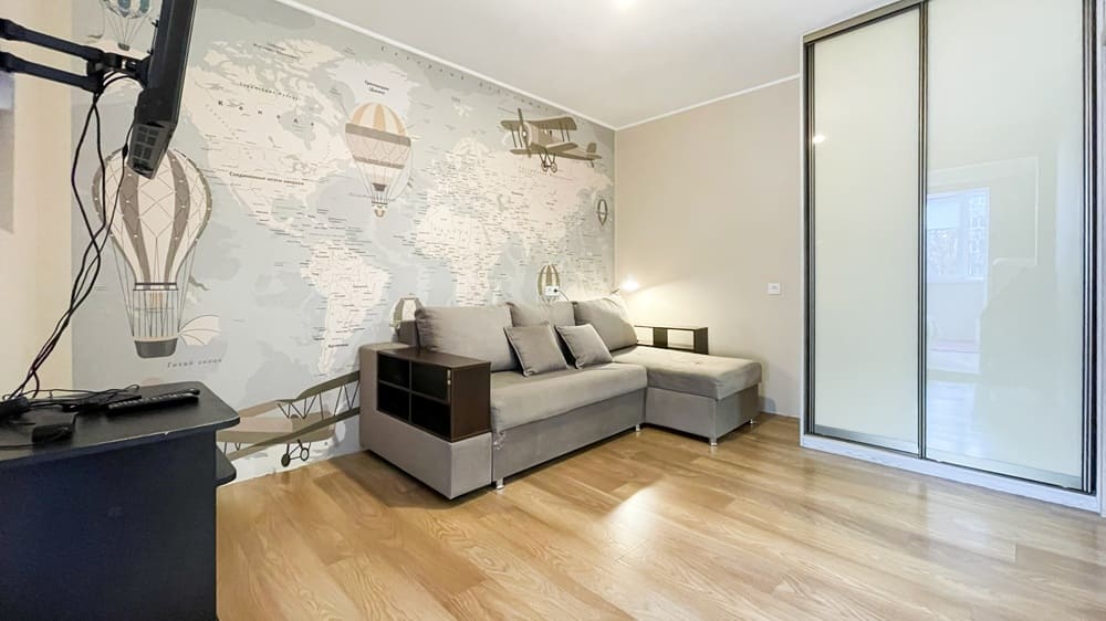 Нестерова 70