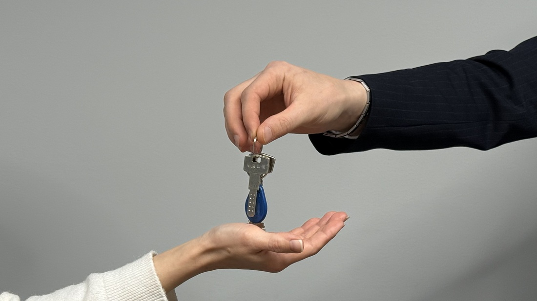 Ключи от новой квартиры при покупке в кредит