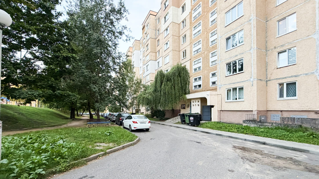 Алтайская, 9